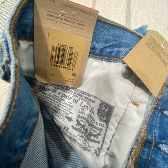 Levi shorts - Picture 5 of 5